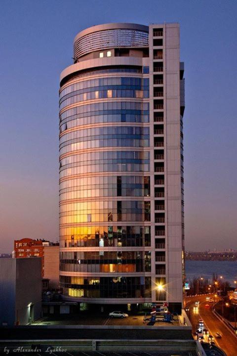 Staybridge Mini-Hotel In Most City Panoramic River View Dniepropietrowsk Zewnętrze zdjęcie