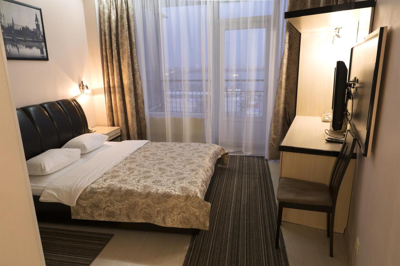 Staybridge Mini-Hotel In Most City Panoramic River View Dniepropietrowsk Zewnętrze zdjęcie