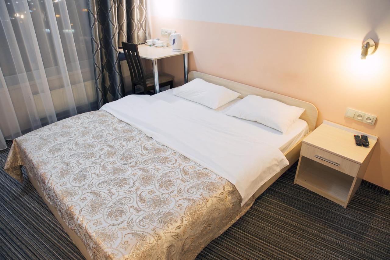 Staybridge Mini-Hotel In Most City Panoramic River View Dniepropietrowsk Zewnętrze zdjęcie